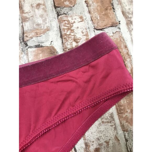 Vintage 2007 VS Sexy Little Things Smooth Microfiber Bling Hipster Panty Size M - Picture 6 of 11